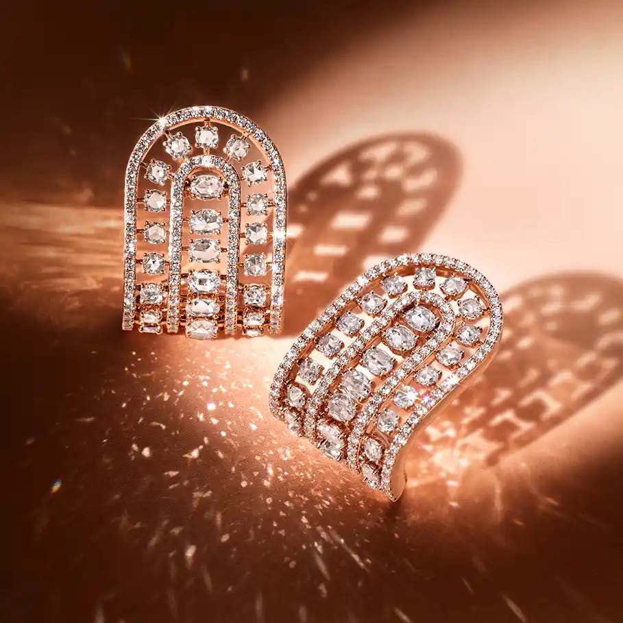 18K recycled rose gold earrings with rose-cut diamonds, pavé diamonds.